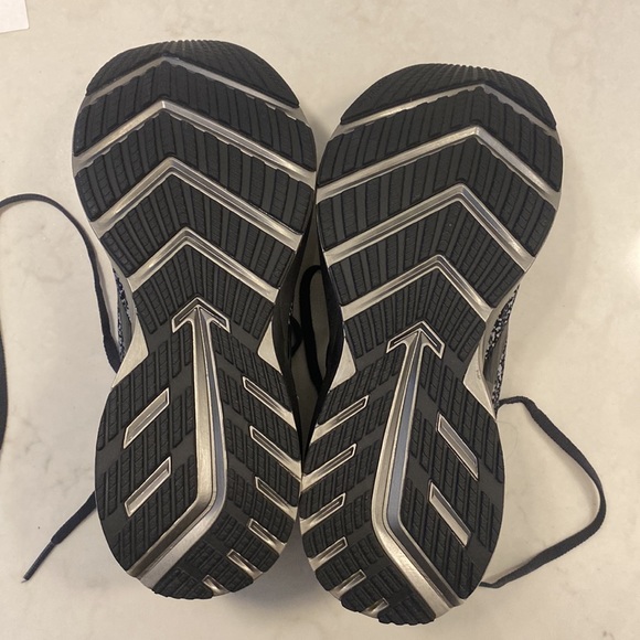 Brooks Levitate 3 DNA Amp Running Shoes - 8.5 - Black/Gray - Picture 5 of 5